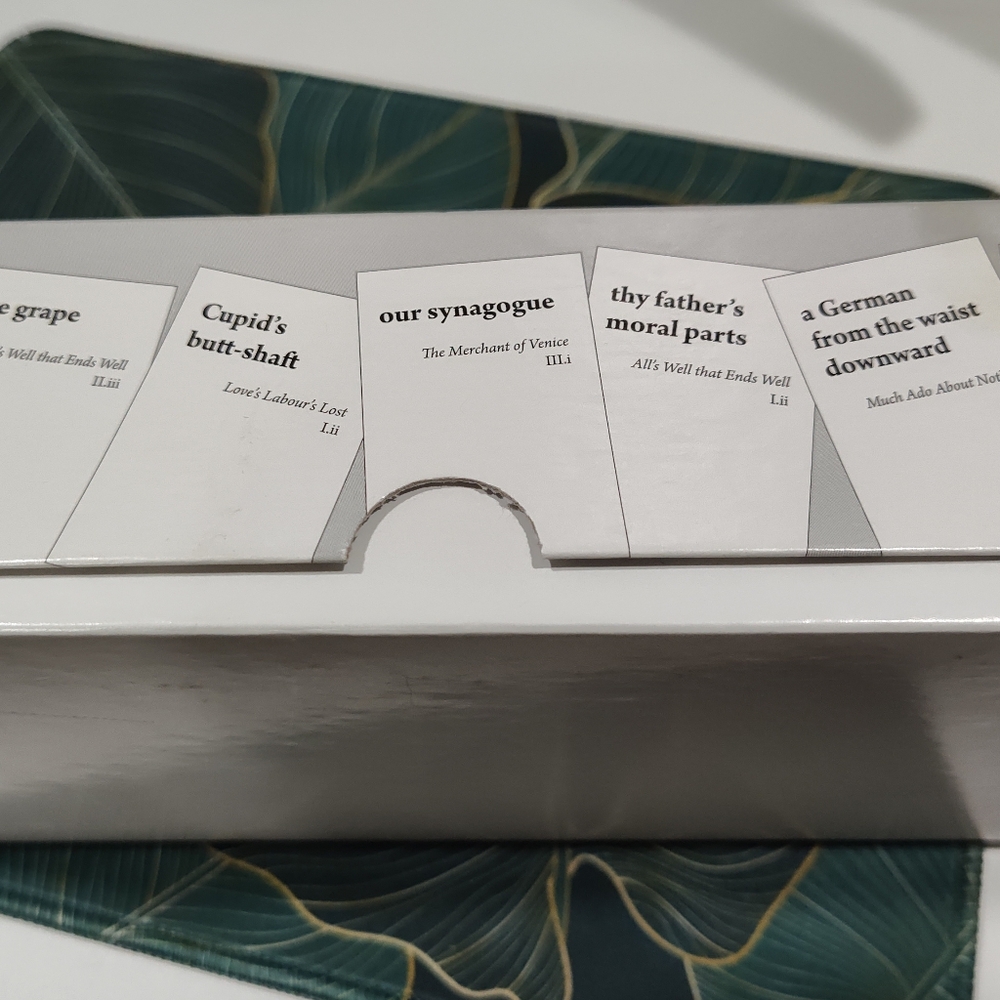 Bards Dispense Profanity: A Party Game William Shakespeare - Picture 5 of 8